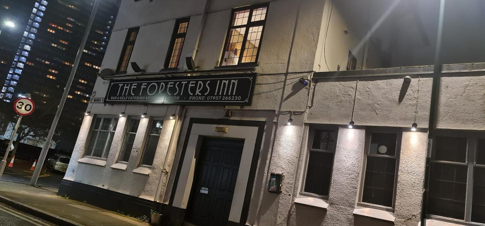 Foresters Inn Apartment - City Centre By Victoria Centre Shopping Centre - Your Own 5 Double Bedrooms Private Apartment With 3 Bathrooms And Full Kitchen To Cook As You Would At Home - Outdoor Parking For Cars Or Vans At Five Pounds A Day Nottingham Dış mekan fotoğraf